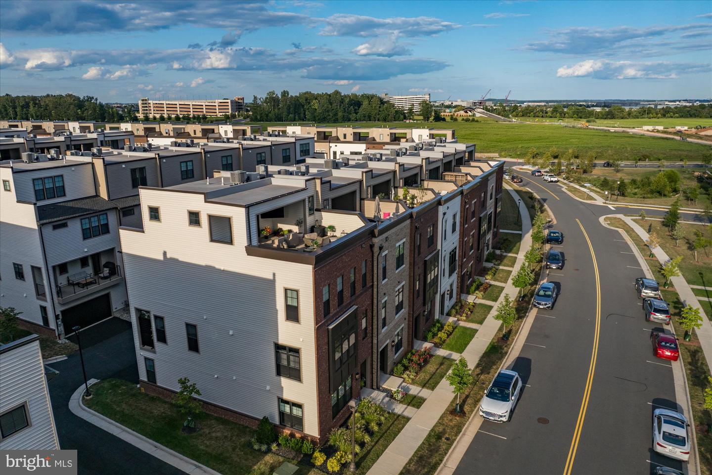 43464 GRANDMOORE ST, ASHBURN, Virginia 20148, 4 Bedrooms Bedrooms, 15 Rooms Rooms,3 BathroomsBathrooms,Residential,For sale,43464 GRANDMOORE ST,VALO2105926 MLS # VALO2105926