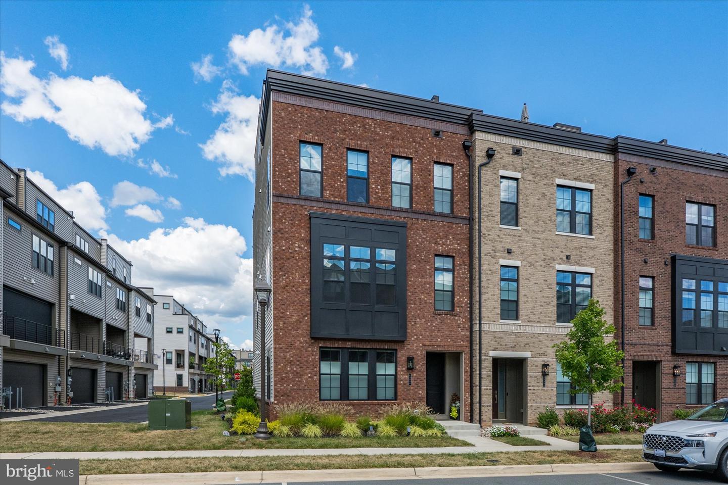 43464 GRANDMOORE ST, ASHBURN, Virginia 20148, 4 Bedrooms Bedrooms, 15 Rooms Rooms,3 BathroomsBathrooms,Residential,For sale,43464 GRANDMOORE ST,VALO2105926 MLS # VALO2105926