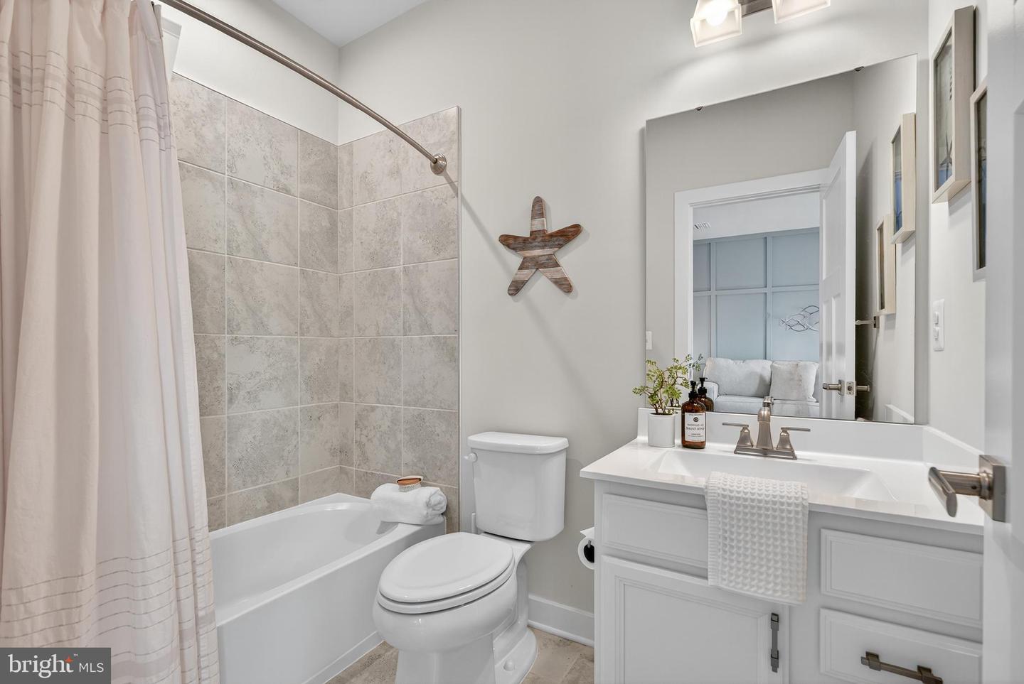 23880 WELCH RIDGE PL, ALDIE, Virginia 20105, 4 Bedrooms Bedrooms, ,4 BathroomsBathrooms,Residential,For sale,23880 WELCH RIDGE PL,VALO2105972 MLS # VALO2105972