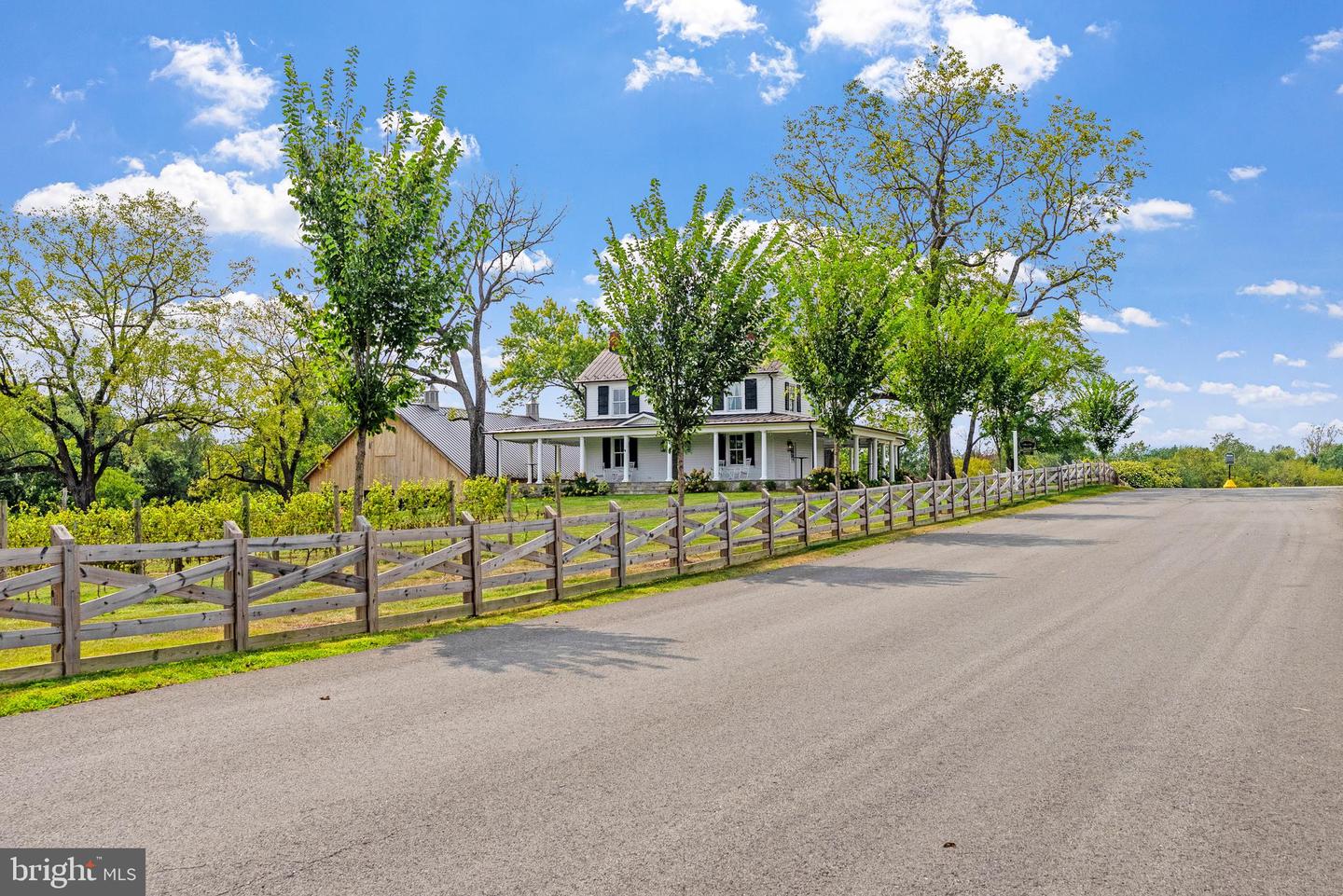 23880 WELCH RIDGE PL, ALDIE, Virginia 20105, 4 Bedrooms Bedrooms, ,4 BathroomsBathrooms,Residential,For sale,23880 WELCH RIDGE PL,VALO2105972 MLS # VALO2105972