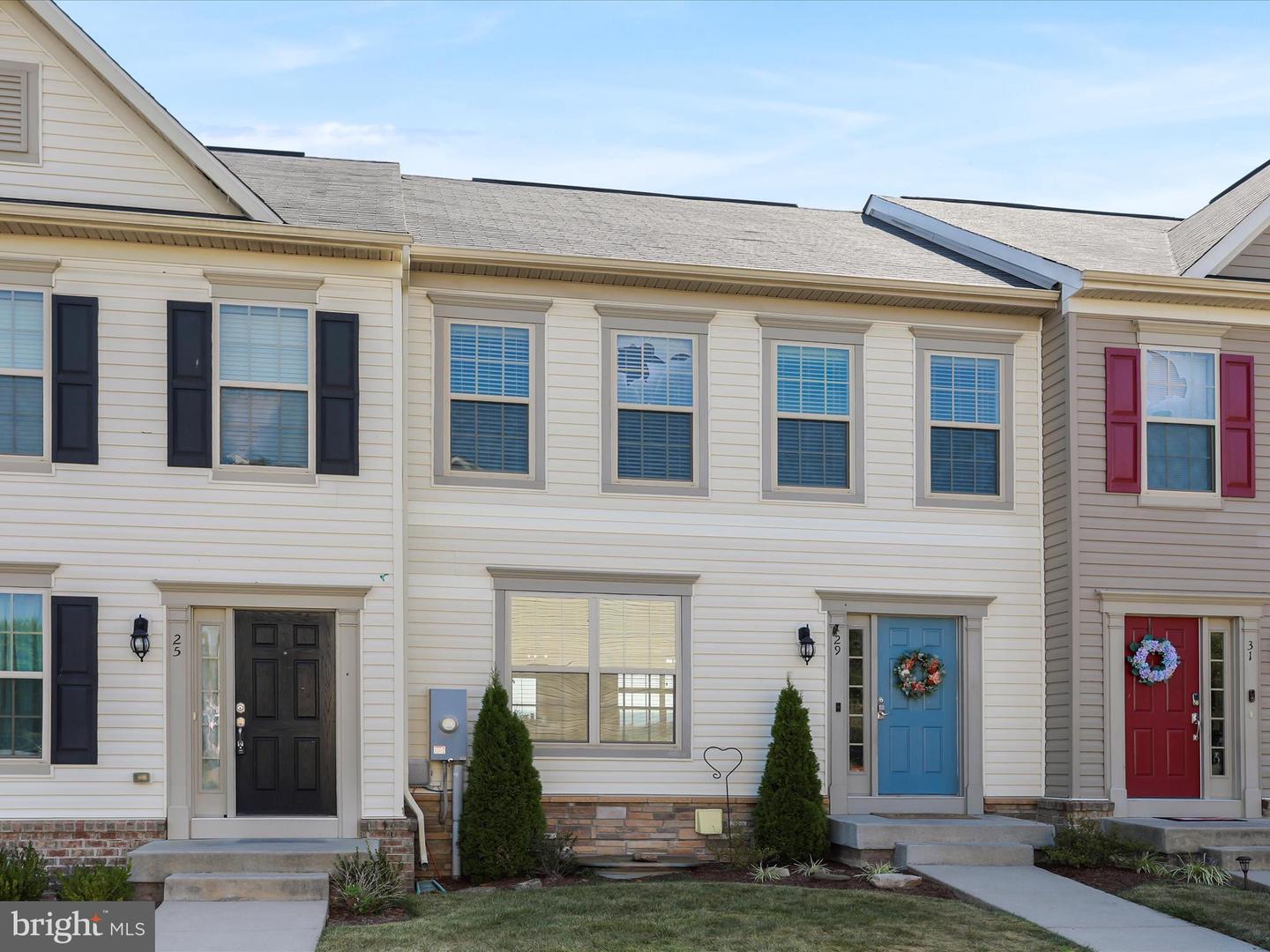 29 SPOON SQ, FRONT ROYAL, Virginia 22630, 4 Bedrooms Bedrooms, ,3 BathroomsBathrooms,Residential,For sale,29 SPOON SQ,VAWR2012202 MLS # VAWR2012202