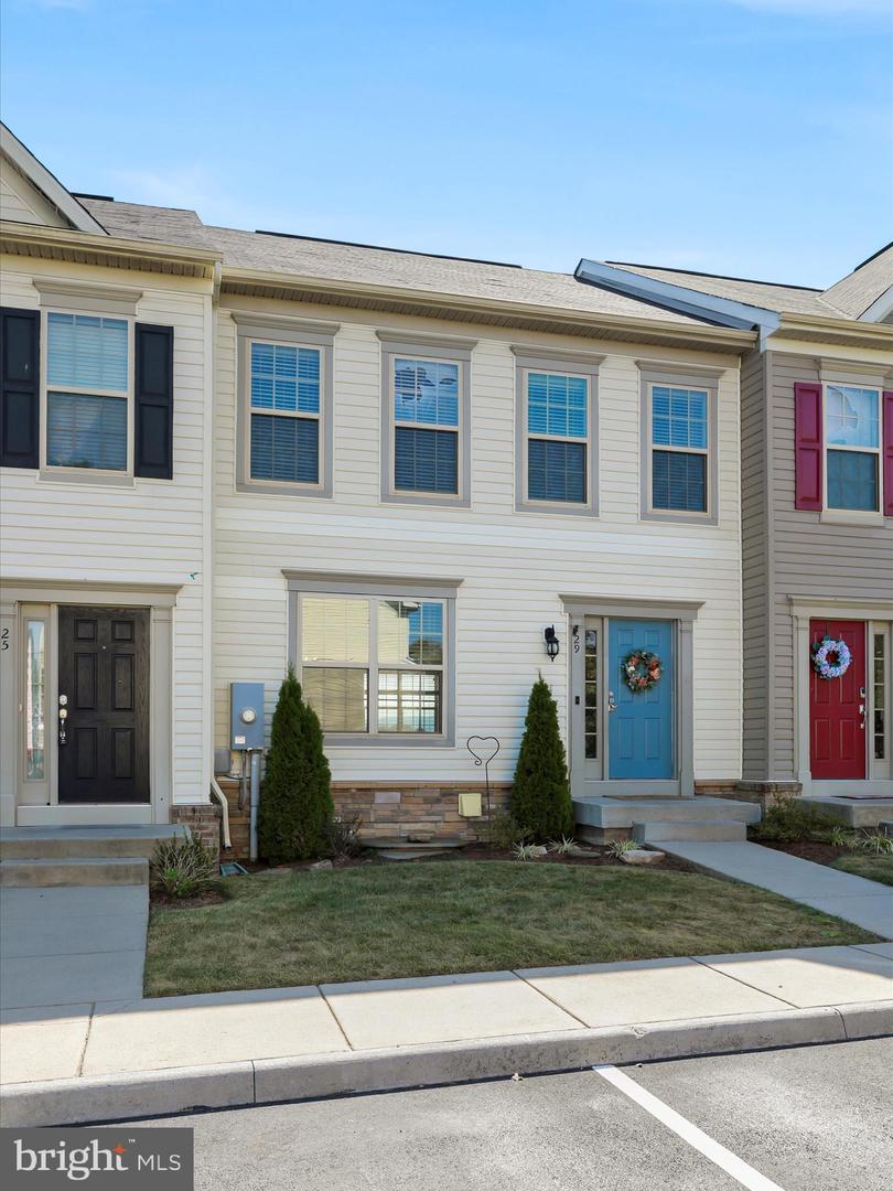 29 SPOON SQ, FRONT ROYAL, Virginia 22630, 4 Bedrooms Bedrooms, ,3 BathroomsBathrooms,Residential,For sale,29 SPOON SQ,VAWR2012202 MLS # VAWR2012202