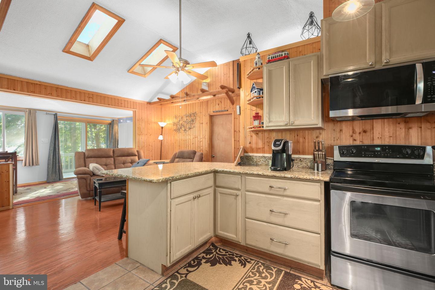 139 WOODLAND DR, STAFFORD, Virginia 22556, 2 Bedrooms Bedrooms, ,1 BathroomBathrooms,Residential,For sale,139 WOODLAND DR,VAST2042388 MLS # VAST2042388