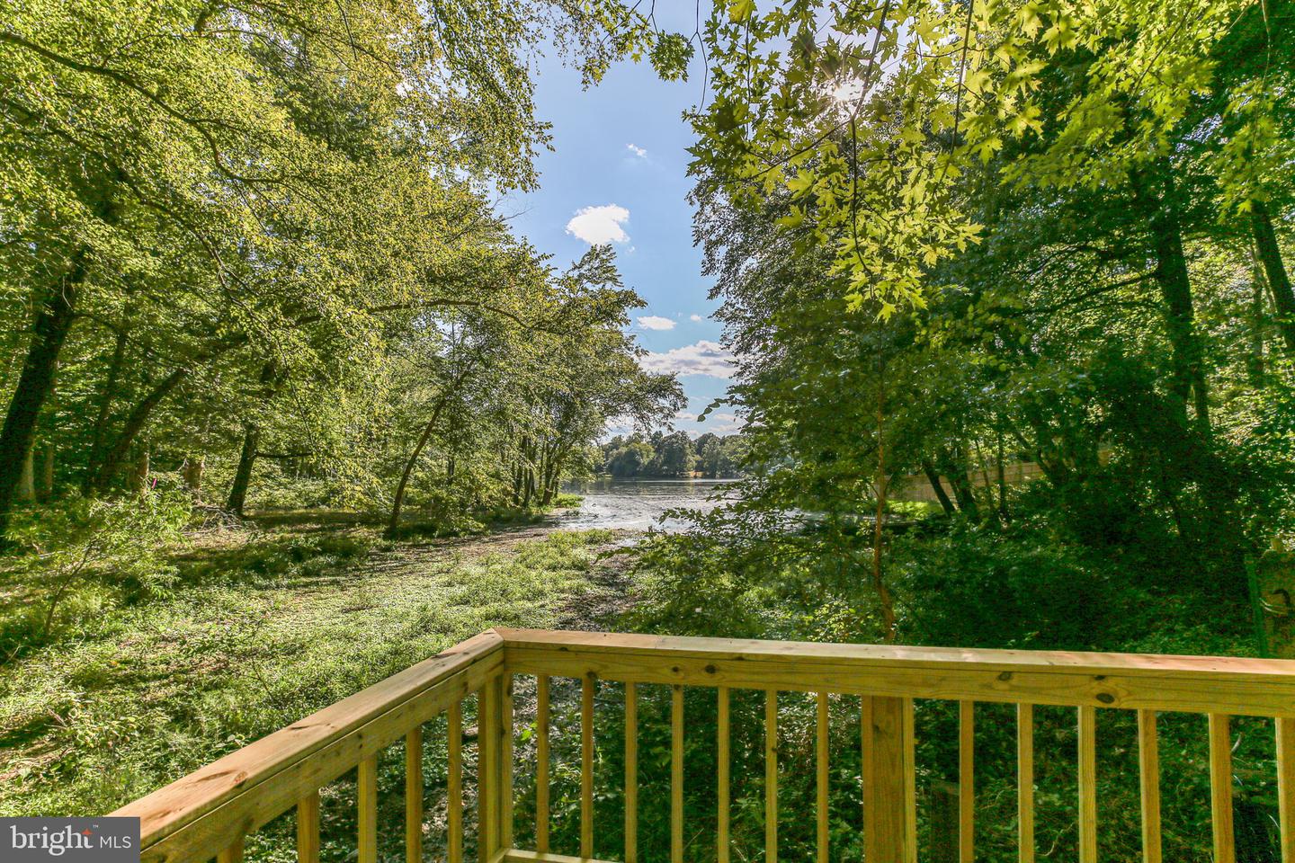 139 WOODLAND DR, STAFFORD, Virginia 22556, 2 Bedrooms Bedrooms, ,1 BathroomBathrooms,Residential,For sale,139 WOODLAND DR,VAST2042388 MLS # VAST2042388