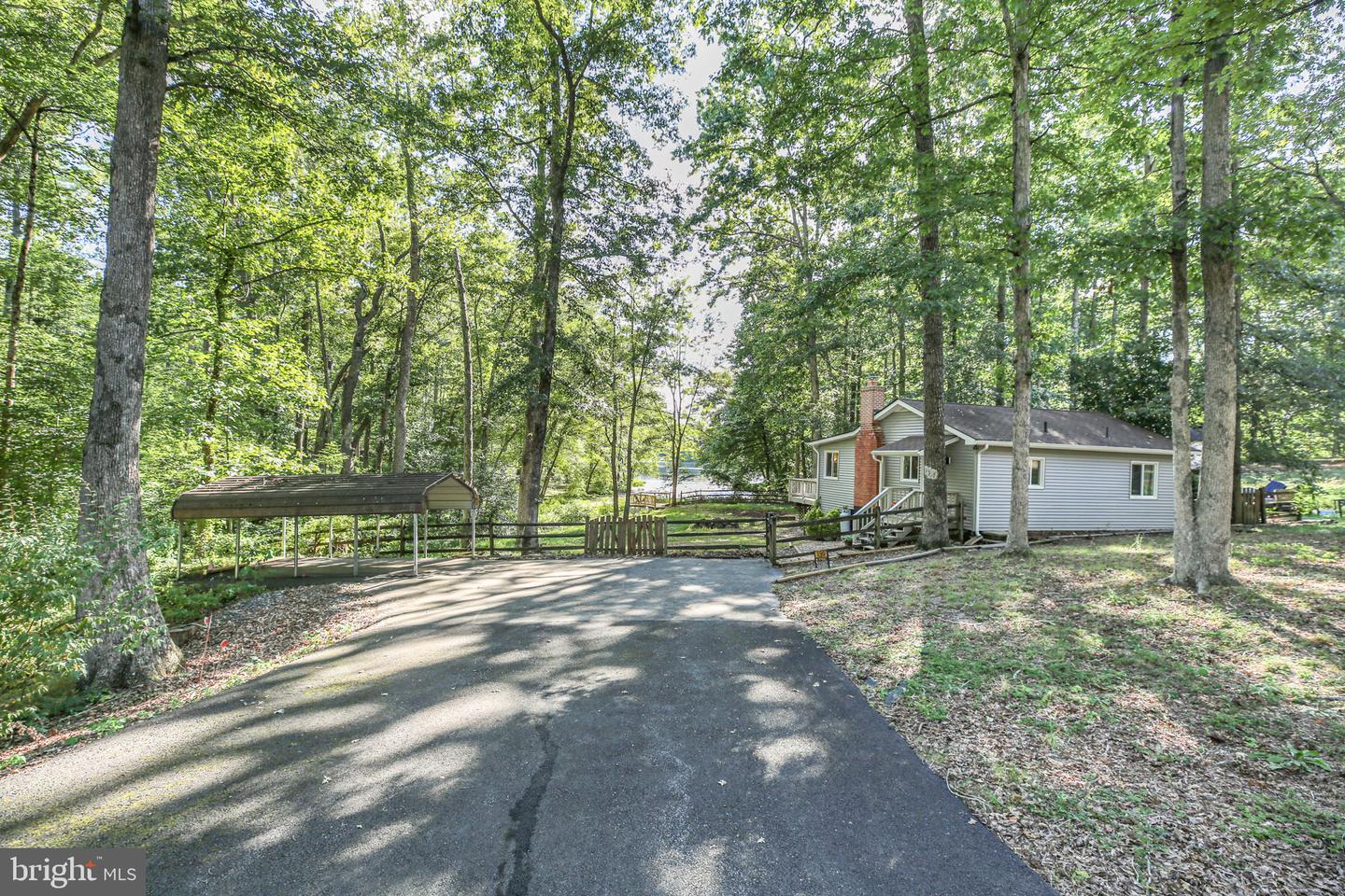 139 WOODLAND DR, STAFFORD, Virginia 22556, 2 Bedrooms Bedrooms, ,1 BathroomBathrooms,Residential,For sale,139 WOODLAND DR,VAST2042388 MLS # VAST2042388