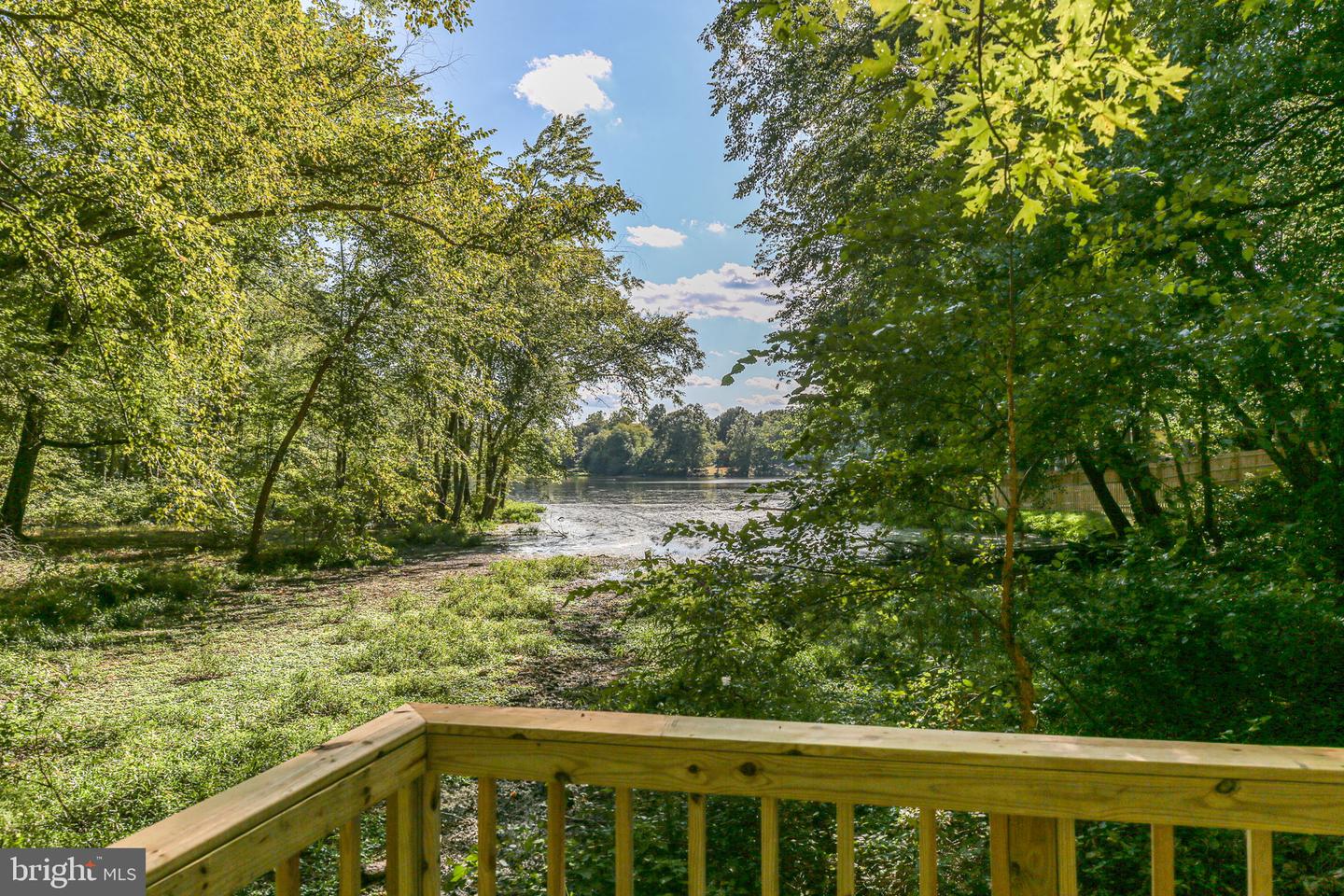 139 WOODLAND DR, STAFFORD, Virginia 22556, 2 Bedrooms Bedrooms, ,1 BathroomBathrooms,Residential,For sale,139 WOODLAND DR,VAST2042388 MLS # VAST2042388