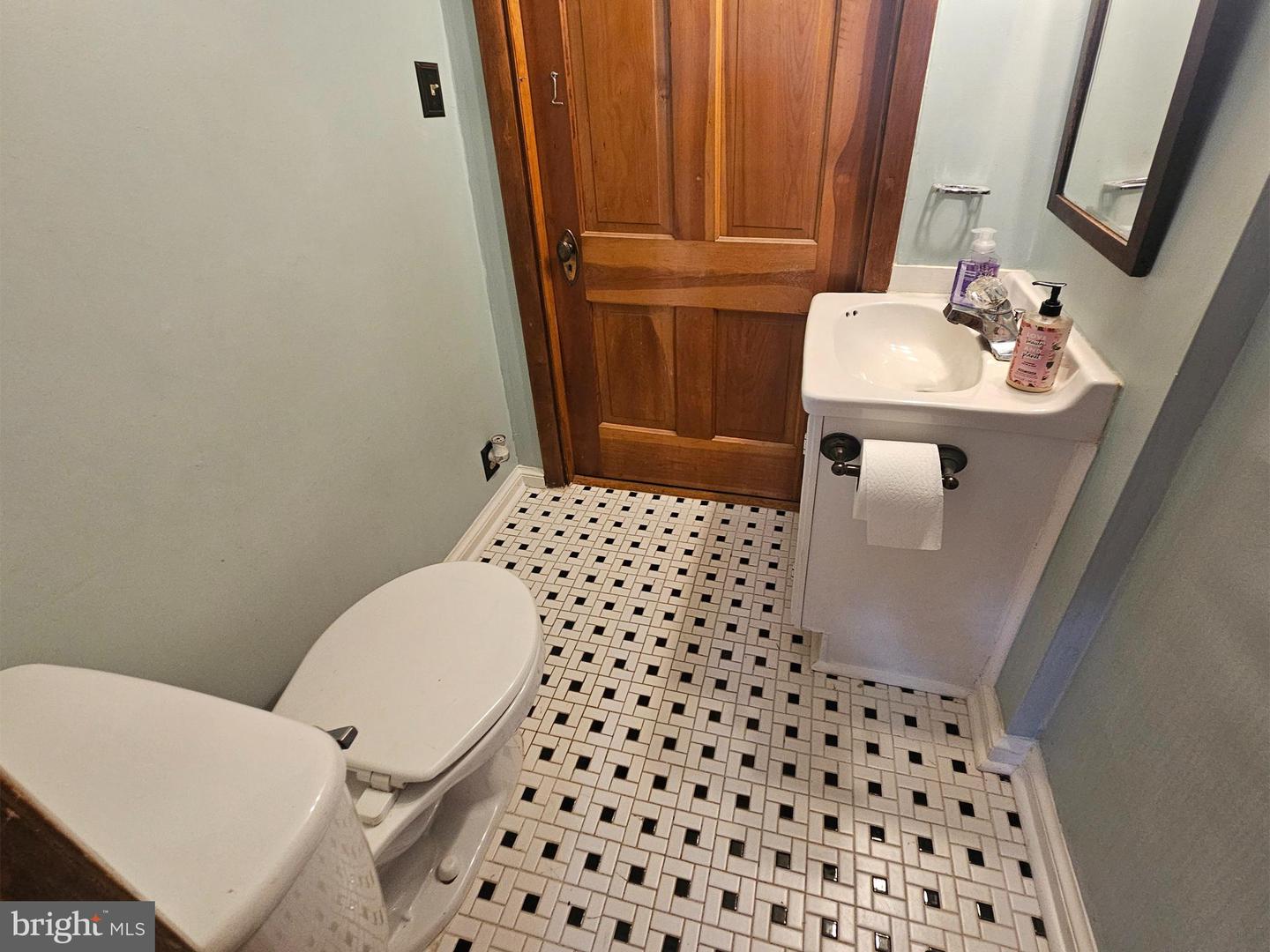 20 BLUE RIDGE AVE, FRONT ROYAL, Virginia 22630, 3 Bedrooms Bedrooms, ,2 BathroomsBathrooms,Residential,For sale,20 BLUE RIDGE AVE,VAWR2012212 MLS # VAWR2012212