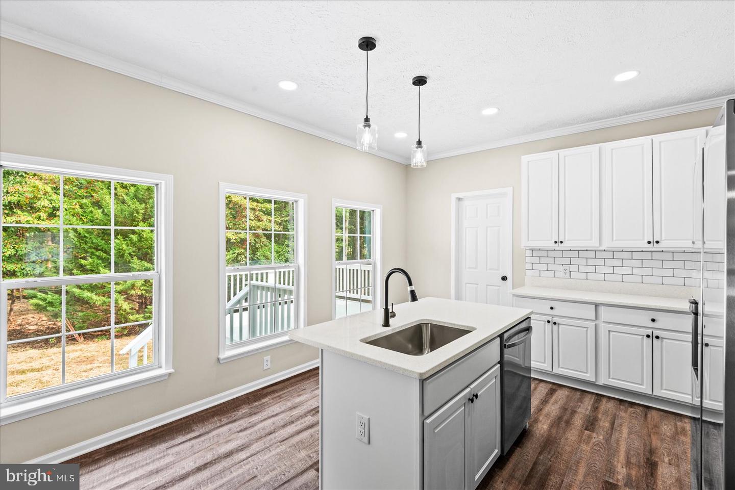 17515 LAKEMONT DR, CULPEPER, Virginia 22701, 4 Bedrooms Bedrooms, 10 Rooms Rooms,2 BathroomsBathrooms,Residential,For sale,17515 LAKEMONT DR,VACU2011518 MLS # VACU2011518