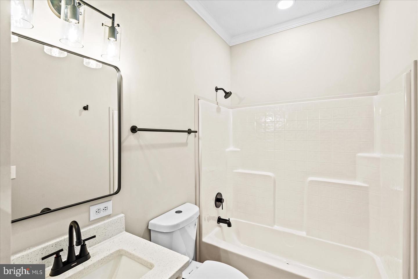 17515 LAKEMONT DR, CULPEPER, Virginia 22701, 4 Bedrooms Bedrooms, 10 Rooms Rooms,2 BathroomsBathrooms,Residential,For sale,17515 LAKEMONT DR,VACU2011518 MLS # VACU2011518