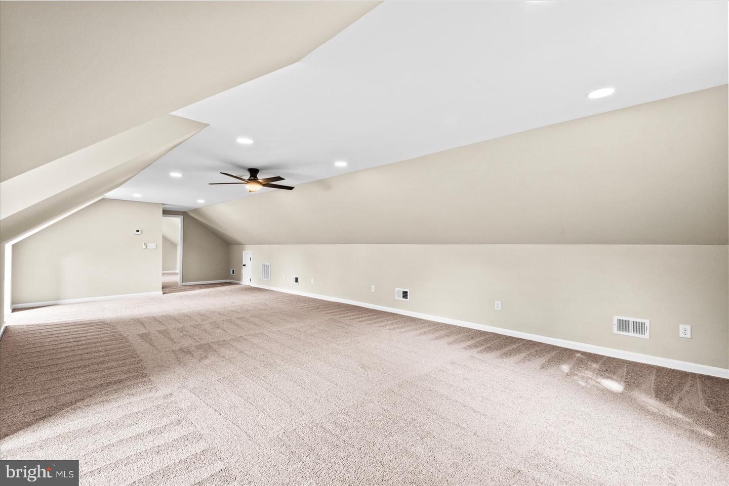 17515 LAKEMONT DR, CULPEPER, Virginia 22701, 4 Bedrooms Bedrooms, 10 Rooms Rooms,2 BathroomsBathrooms,Residential,For sale,17515 LAKEMONT DR,VACU2011518 MLS # VACU2011518