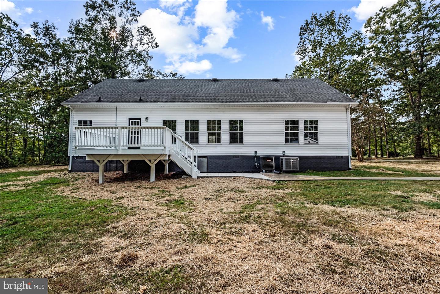 17515 LAKEMONT DR, CULPEPER, Virginia 22701, 4 Bedrooms Bedrooms, 10 Rooms Rooms,2 BathroomsBathrooms,Residential,For sale,17515 LAKEMONT DR,VACU2011518 MLS # VACU2011518
