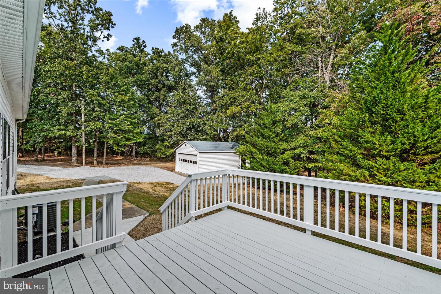 17515 LAKEMONT DR, CULPEPER, Virginia 22701, 4 Bedrooms Bedrooms, 10 Rooms Rooms,2 BathroomsBathrooms,Residential,For sale,17515 LAKEMONT DR,VACU2011518 MLS # VACU2011518