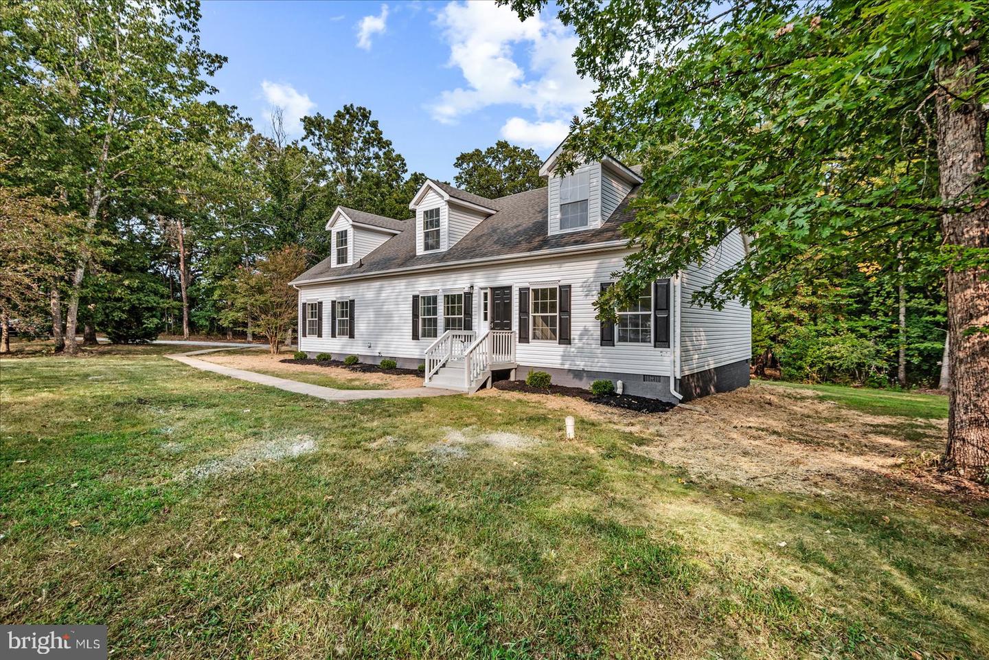 17515 LAKEMONT DR, CULPEPER, Virginia 22701, 4 Bedrooms Bedrooms, 10 Rooms Rooms,2 BathroomsBathrooms,Residential,For sale,17515 LAKEMONT DR,VACU2011518 MLS # VACU2011518