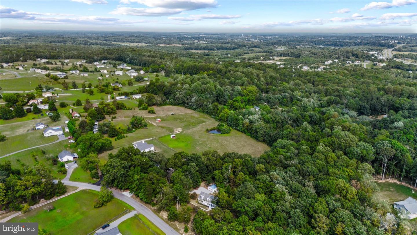 17515 LAKEMONT DR, CULPEPER, Virginia 22701, 4 Bedrooms Bedrooms, 10 Rooms Rooms,2 BathroomsBathrooms,Residential,For sale,17515 LAKEMONT DR,VACU2011518 MLS # VACU2011518