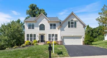 3318 BARNETTS CROSSING PL, TRIANGLE, Virginia 22172, 5 Bedrooms Bedrooms, ,4 BathroomsBathrooms,Residential,For sale,3318 BARNETTS CROSSING PL,VAPW2103582 MLS # VAPW2103582