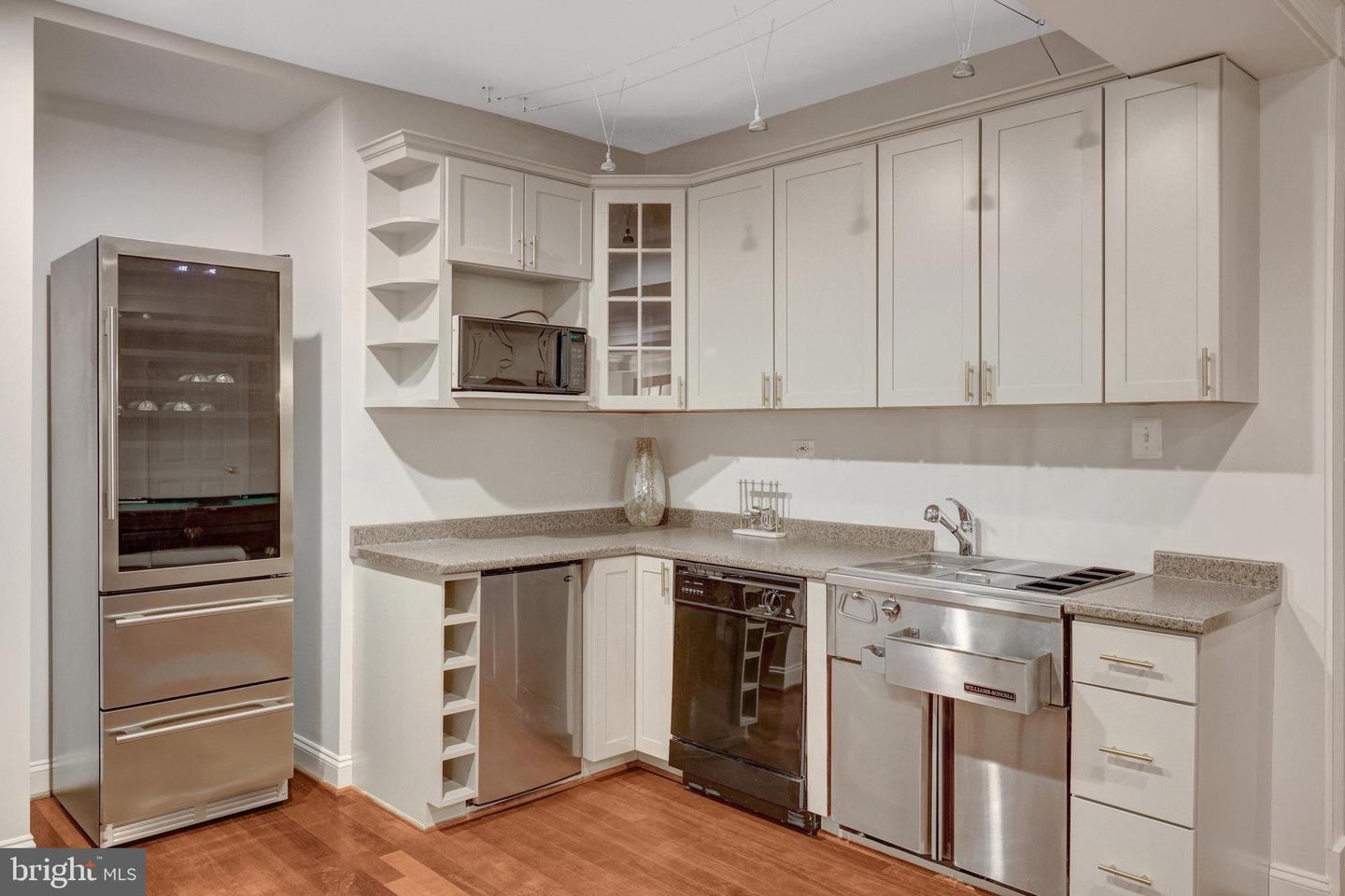 1011 PRESERVE CT, GREAT FALLS, Virginia 22066, 5 Bedrooms Bedrooms, ,5 BathroomsBathrooms,Residential,For sale,1011 PRESERVE CT,VAFX2265766 MLS # VAFX2265766