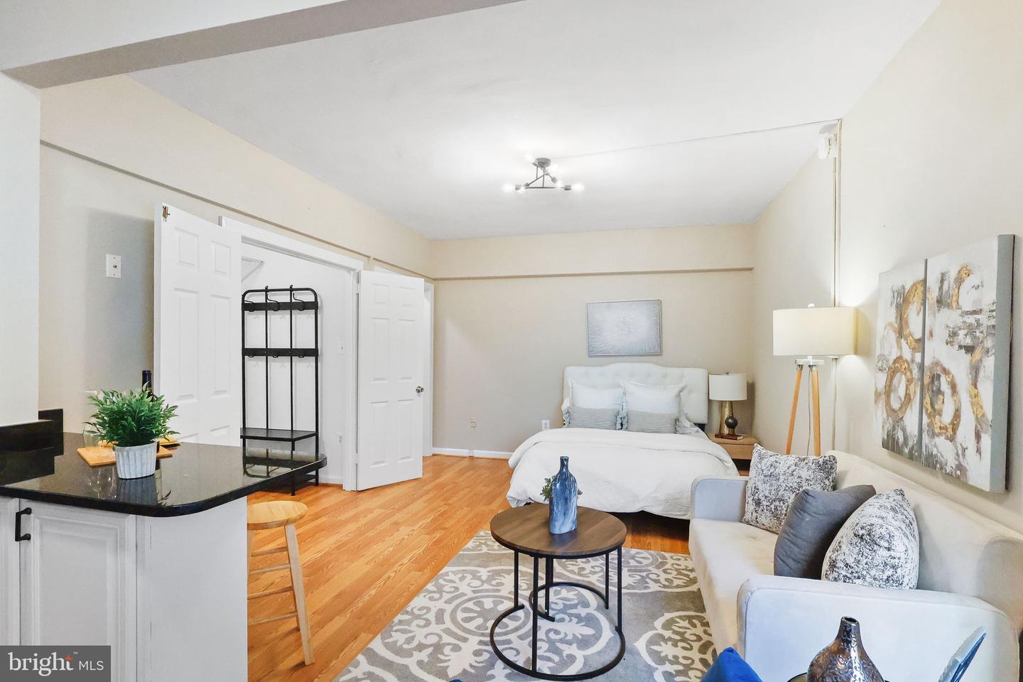 1727 MASSACHUSETTS AVE NW #201, WASHINGTON, District Of Columbia 20036, ,1 BathroomBathrooms,Residential,For sale,1727 MASSACHUSETTS AVE NW #201,DCDC2221326 MLS # DCDC2221326