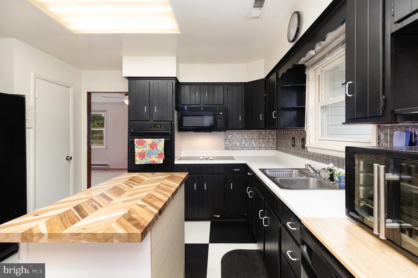 219 CEDAR LN, COLONIAL BEACH, Virginia 22443, 4 Bedrooms Bedrooms, ,2 BathroomsBathrooms,Residential,For sale,219 CEDAR LN,VAWE2009728 MLS # VAWE2009728 219 CEDAR LN, COLONIAL BEACH, Virginia 22443, 4 Bedrooms Bedrooms, ,2 BathroomsBathrooms,Residential,For sale,219 CEDAR LN,VAWE2009728 MLS # VAWE2009728