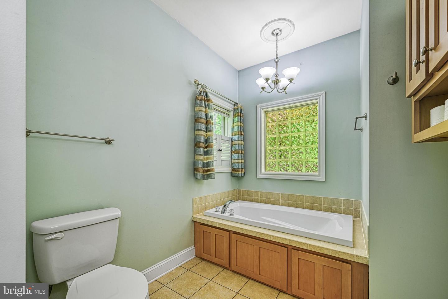 188 BYRD POINT LN, LOUISA, Virginia 23093, 5 Bedrooms Bedrooms, ,3 BathroomsBathrooms,Residential,For sale,188 BYRD POINT LN,VALA2007834 MLS # VALA2007834