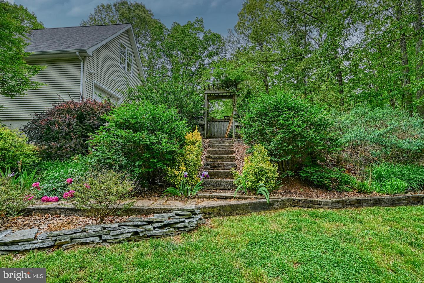 188 BYRD POINT LN, LOUISA, Virginia 23093, 5 Bedrooms Bedrooms, ,3 BathroomsBathrooms,Residential,For sale,188 BYRD POINT LN,VALA2007834 MLS # VALA2007834
