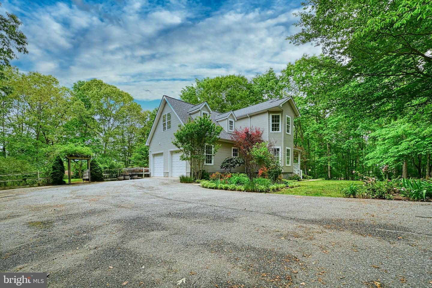188 BYRD POINT LN, LOUISA, Virginia 23093, 5 Bedrooms Bedrooms, ,3 BathroomsBathrooms,Residential,For sale,188 BYRD POINT LN,VALA2007834 MLS # VALA2007834