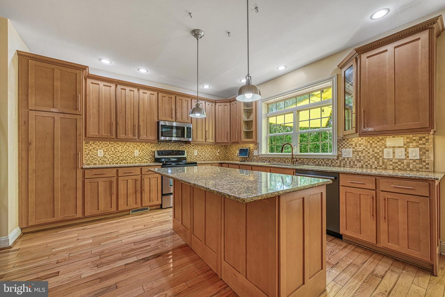 188 BYRD POINT LN, LOUISA, Virginia 23093, 5 Bedrooms Bedrooms, ,3 BathroomsBathrooms,Residential,For sale,188 BYRD POINT LN,VALA2007834 MLS # VALA2007834