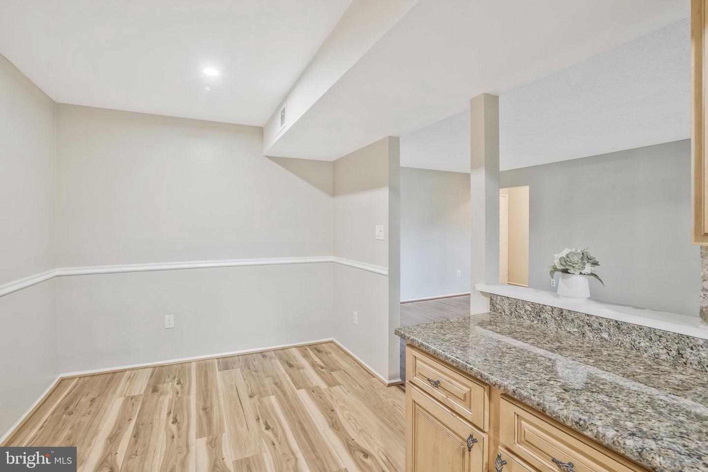 7756 NEW PROVIDENCE DR #16, FALLS CHURCH, Virginia 22042, 2 Bedrooms Bedrooms, ,1 BathroomBathrooms,Residential,For sale,7756 NEW PROVIDENCE DR #16,VAFX2255452 MLS # VAFX2255452