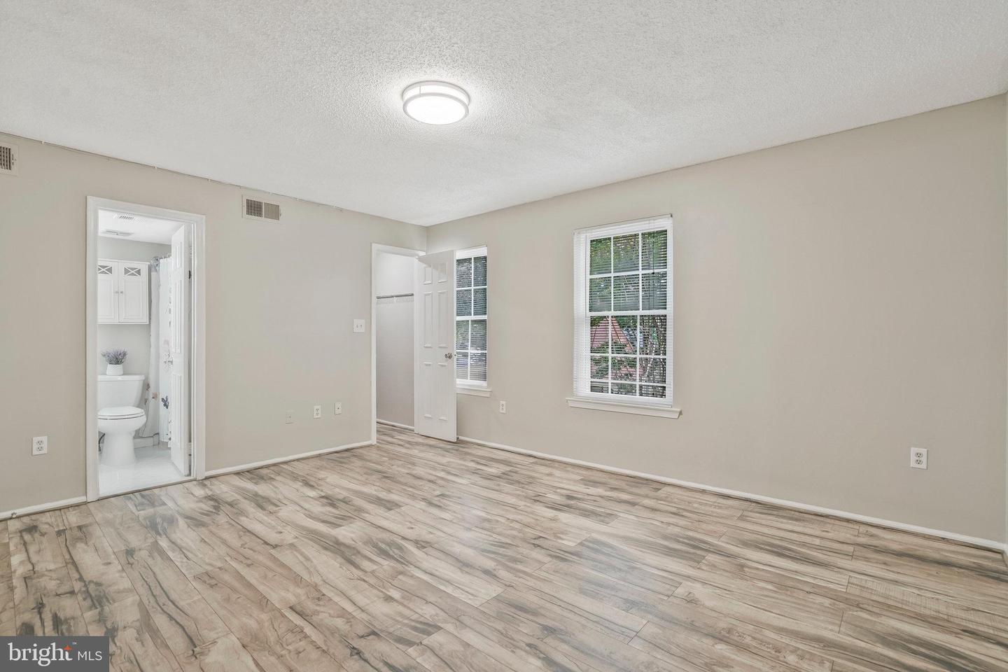 7756 NEW PROVIDENCE DR #16, FALLS CHURCH, Virginia 22042, 2 Bedrooms Bedrooms, ,1 BathroomBathrooms,Residential,For sale,7756 NEW PROVIDENCE DR #16,VAFX2255452 MLS # VAFX2255452