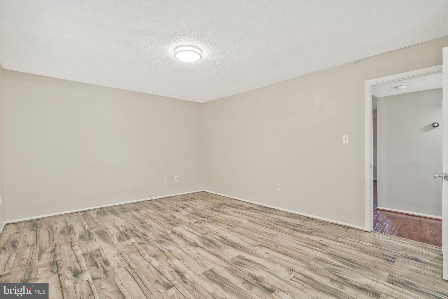 7756 NEW PROVIDENCE DR #16, FALLS CHURCH, Virginia 22042, 2 Bedrooms Bedrooms, ,1 BathroomBathrooms,Residential,For sale,7756 NEW PROVIDENCE DR #16,VAFX2255452 MLS # VAFX2255452