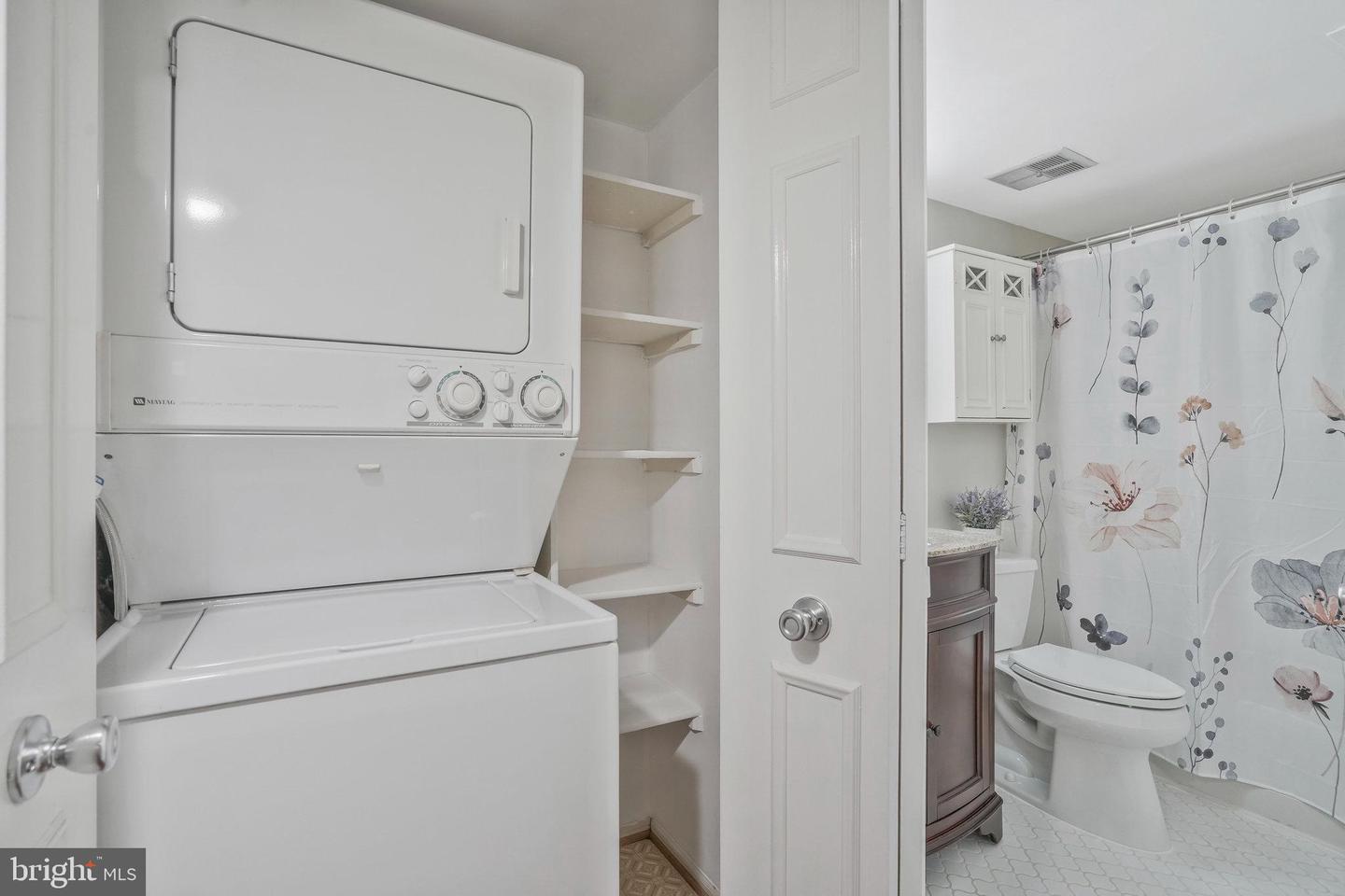 7756 NEW PROVIDENCE DR #16, FALLS CHURCH, Virginia 22042, 2 Bedrooms Bedrooms, ,1 BathroomBathrooms,Residential,For sale,7756 NEW PROVIDENCE DR #16,VAFX2255452 MLS # VAFX2255452