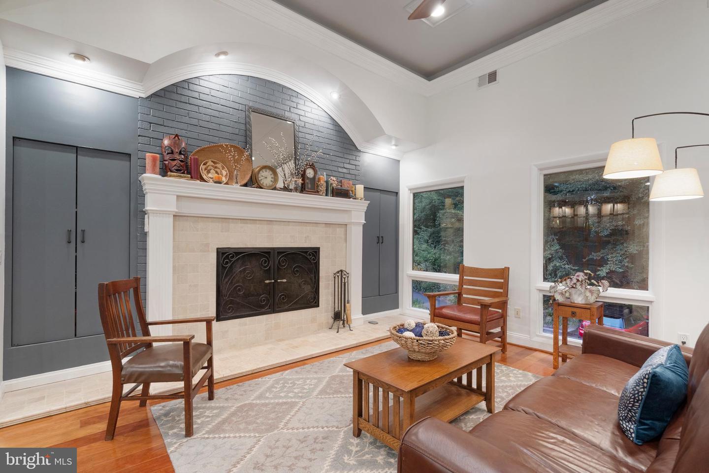 10916 THIMBLEBERRY LN, GREAT FALLS, Virginia 22066, 5 Bedrooms Bedrooms, ,4 BathroomsBathrooms,Residential,For sale,10916 THIMBLEBERRY LN,VAFX2261854 MLS # VAFX2261854