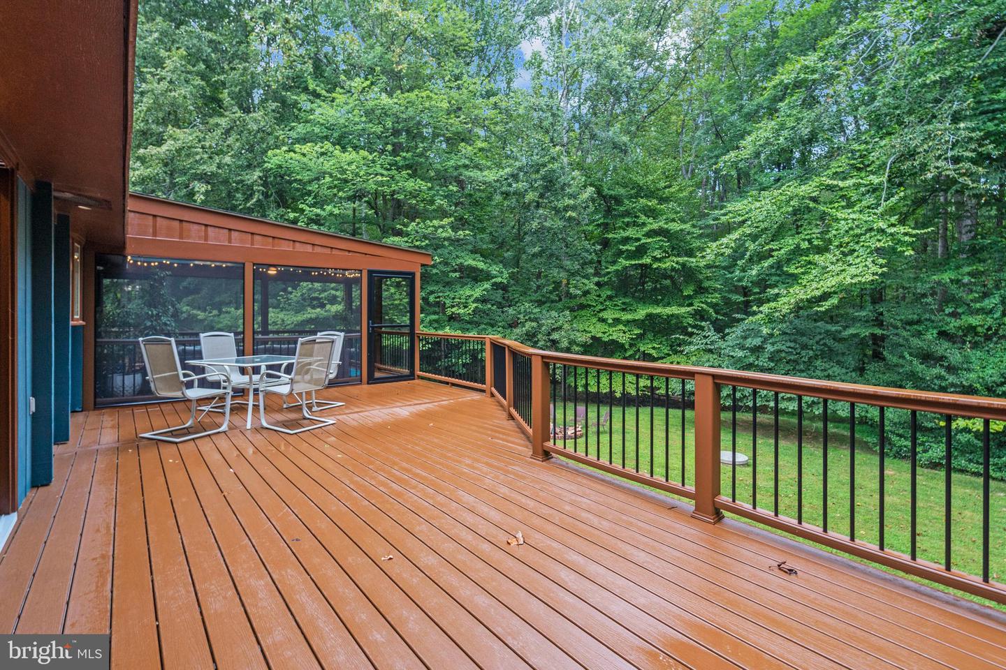 10916 THIMBLEBERRY LN, GREAT FALLS, Virginia 22066, 5 Bedrooms Bedrooms, ,4 BathroomsBathrooms,Residential,For sale,10916 THIMBLEBERRY LN,VAFX2261854 MLS # VAFX2261854