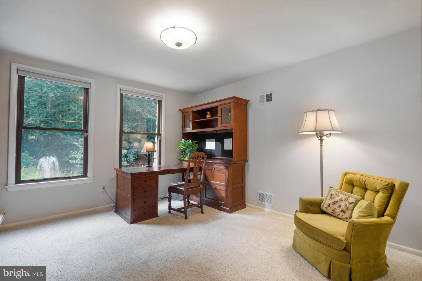 10916 THIMBLEBERRY LN, GREAT FALLS, Virginia 22066, 5 Bedrooms Bedrooms, ,4 BathroomsBathrooms,Residential,For sale,10916 THIMBLEBERRY LN,VAFX2261854 MLS # VAFX2261854