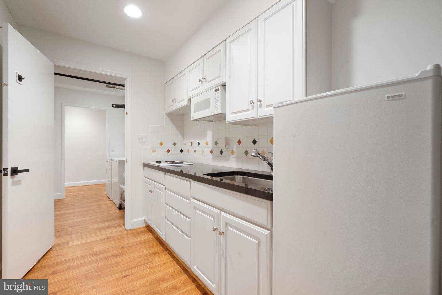10916 THIMBLEBERRY LN, GREAT FALLS, Virginia 22066, 5 Bedrooms Bedrooms, ,4 BathroomsBathrooms,Residential,For sale,10916 THIMBLEBERRY LN,VAFX2261854 MLS # VAFX2261854