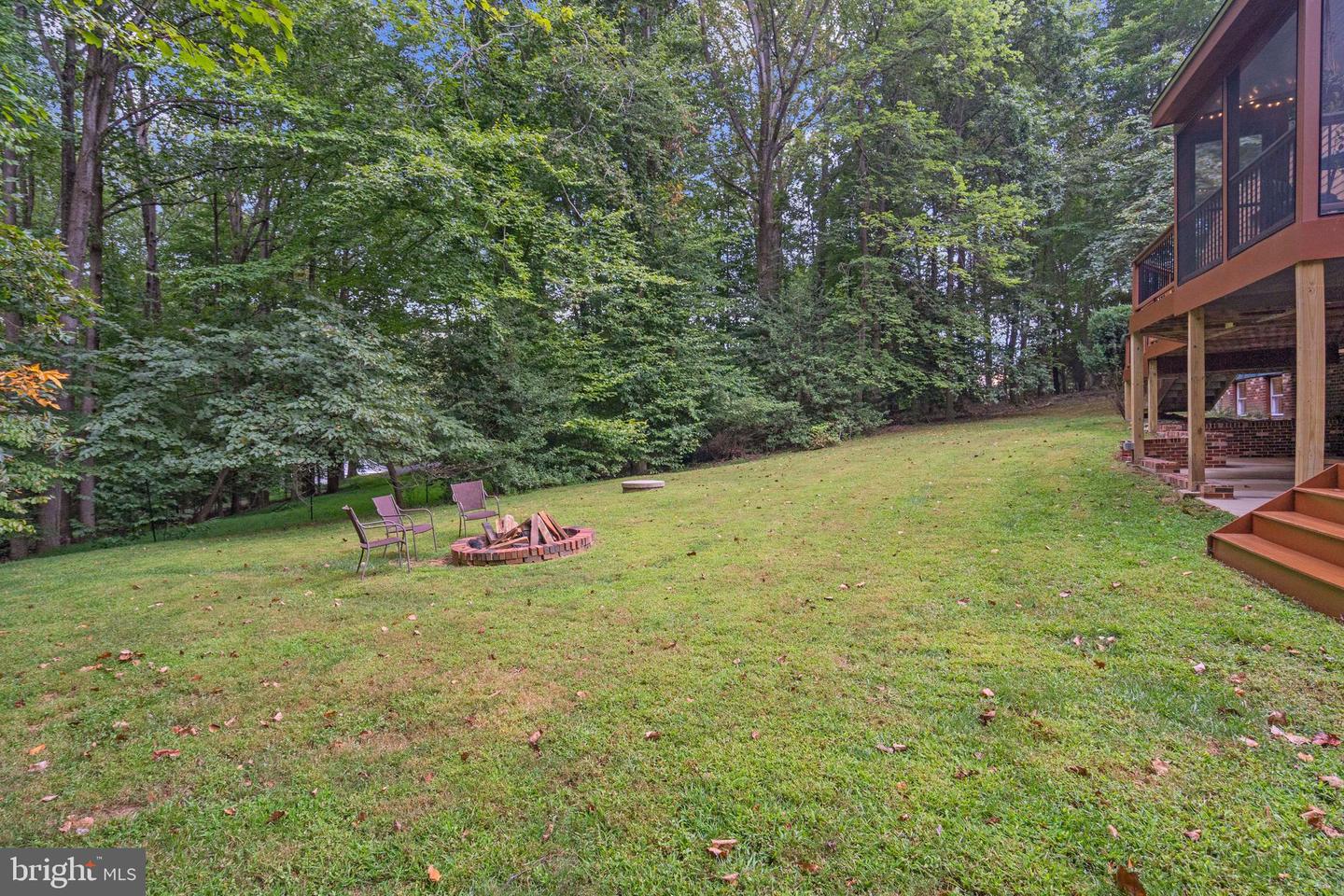 10916 THIMBLEBERRY LN, GREAT FALLS, Virginia 22066, 5 Bedrooms Bedrooms, ,4 BathroomsBathrooms,Residential,For sale,10916 THIMBLEBERRY LN,VAFX2261854 MLS # VAFX2261854