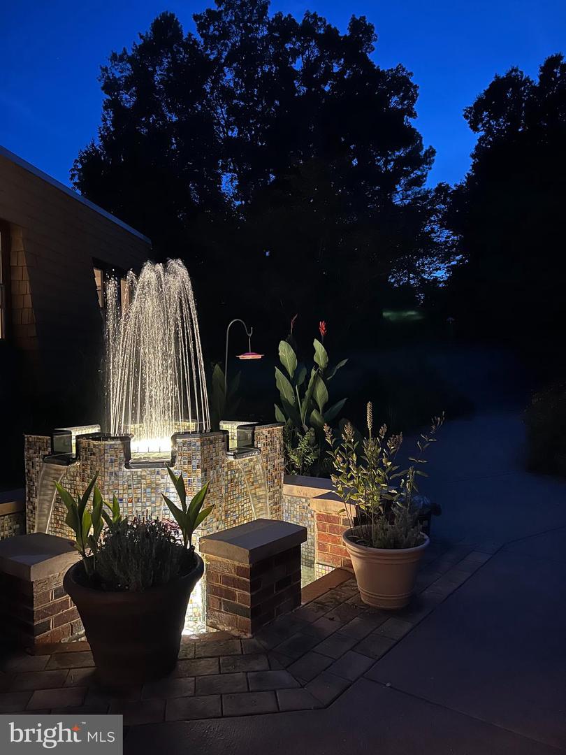 10916 THIMBLEBERRY LN, GREAT FALLS, Virginia 22066, 5 Bedrooms Bedrooms, ,4 BathroomsBathrooms,Residential,For sale,10916 THIMBLEBERRY LN,VAFX2261854 MLS # VAFX2261854