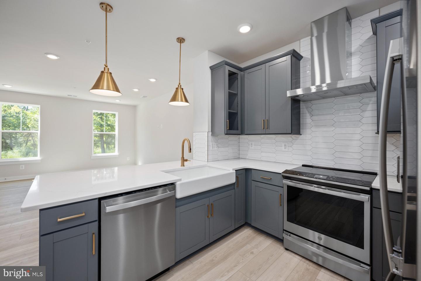 44579 STRABANE TER, ASHBURN, Virginia 20147, 3 Bedrooms Bedrooms, ,2 BathroomsBathrooms,Residential,For sale,44579 STRABANE TER,VALO2106448 MLS # VALO2106448
