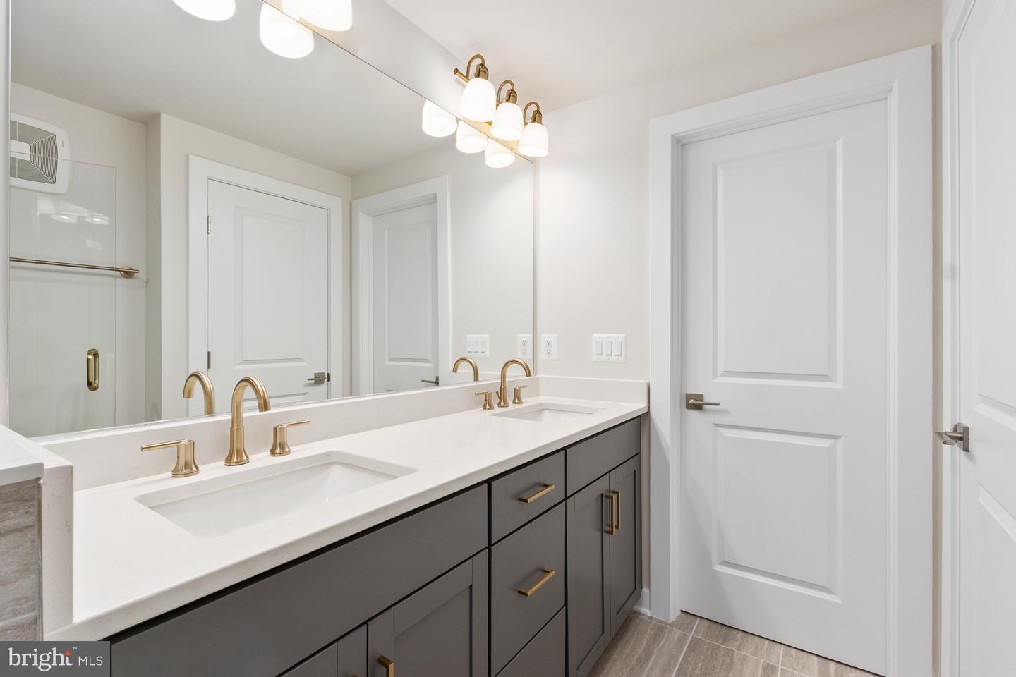 44579 STRABANE TER, ASHBURN, Virginia 20147, 3 Bedrooms Bedrooms, ,2 BathroomsBathrooms,Residential,For sale,44579 STRABANE TER,VALO2106448 MLS # VALO2106448