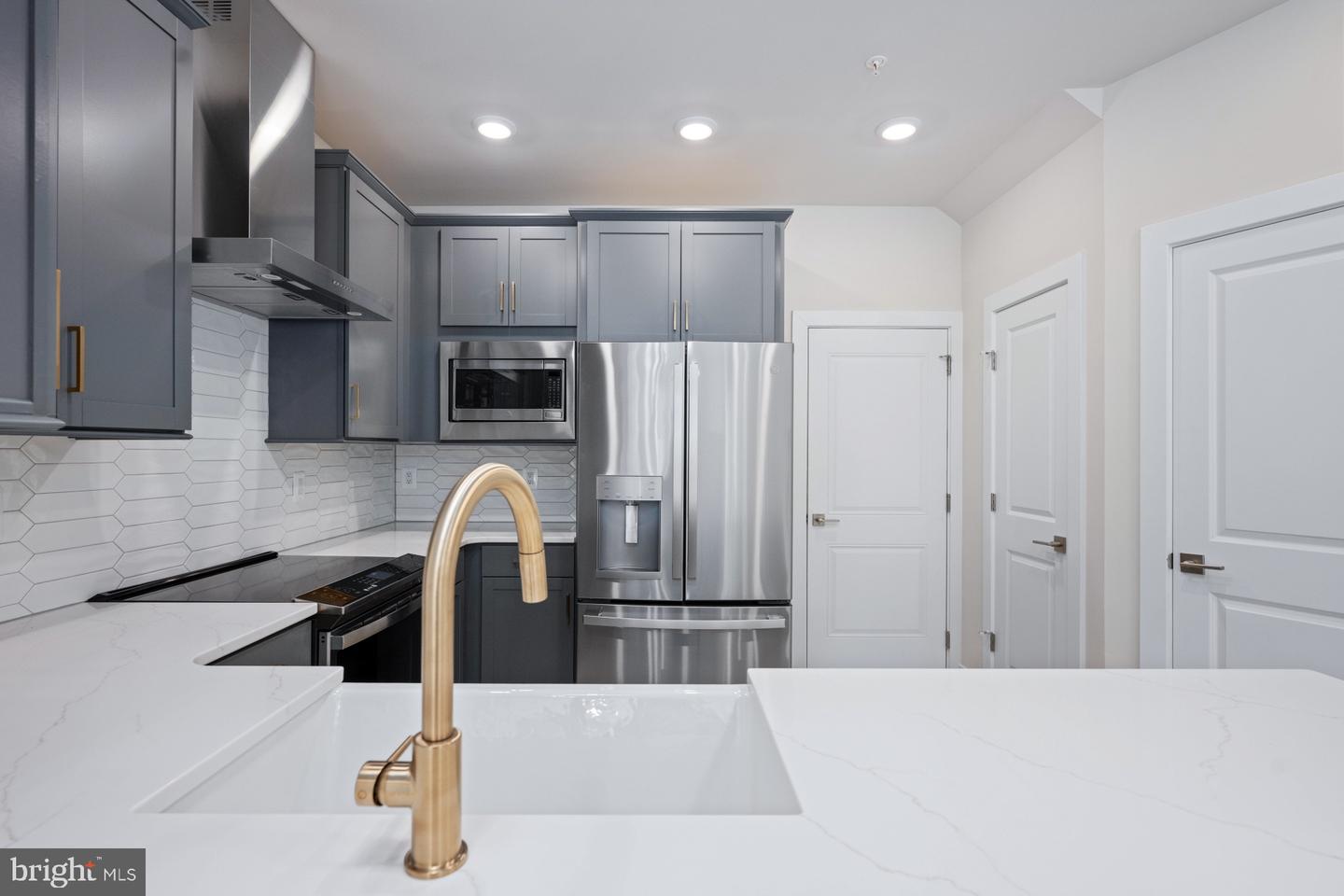 44579 STRABANE TER, ASHBURN, Virginia 20147, 3 Bedrooms Bedrooms, ,2 BathroomsBathrooms,Residential,For sale,44579 STRABANE TER,VALO2106448 MLS # VALO2106448