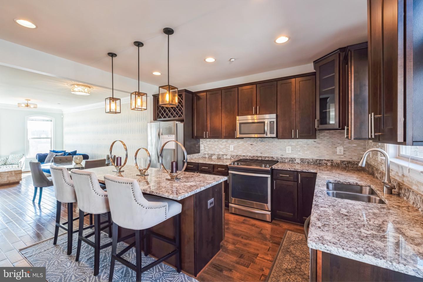 165 CONCORD PL NE, WASHINGTON, District Of Columbia 20011, 3 Bedrooms Bedrooms, 15 Rooms Rooms,3 BathroomsBathrooms,Residential,For sale,165 CONCORD PL NE,DCDC2221358 MLS # DCDC2221358