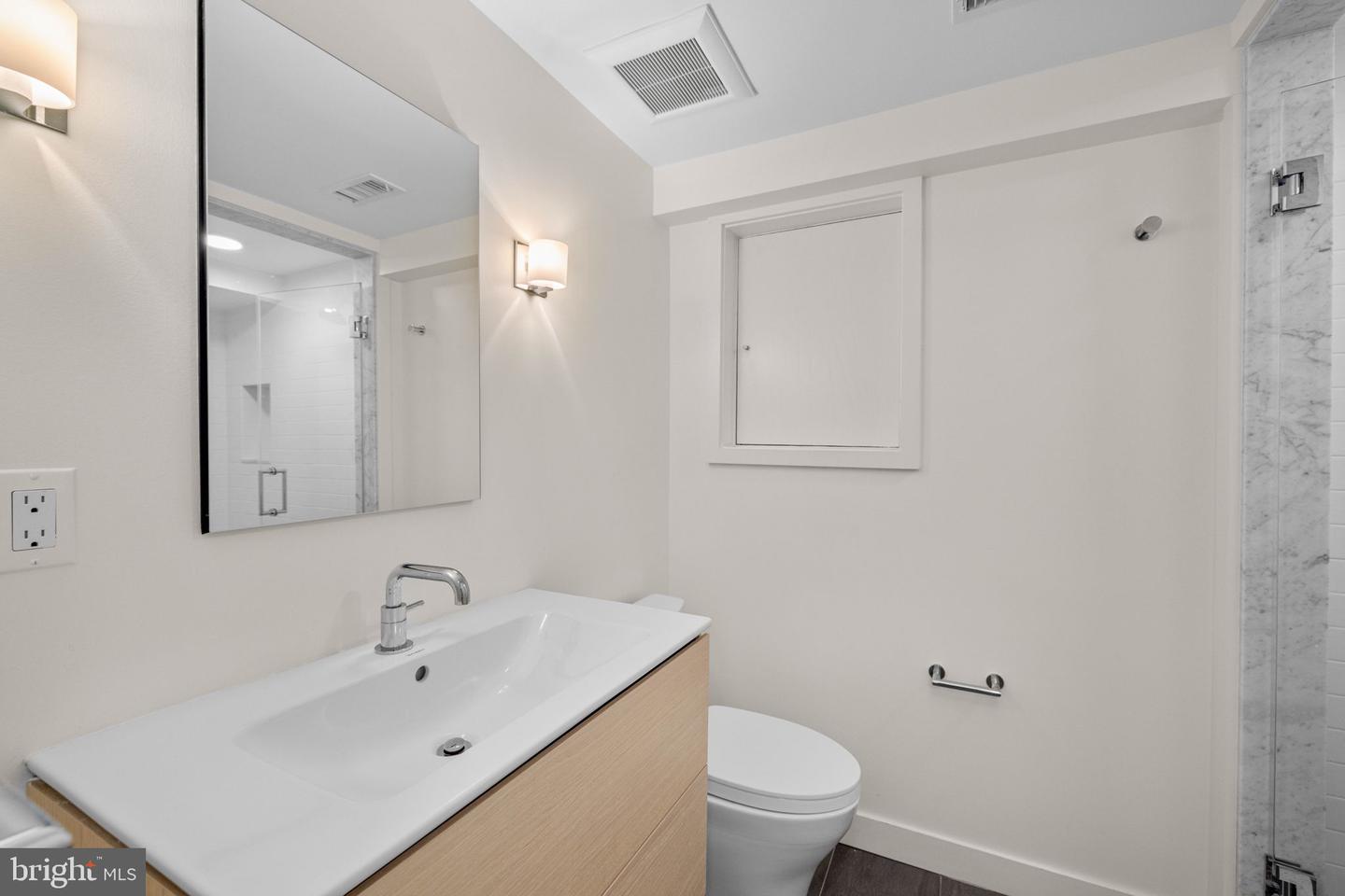 2912 DUMBARTON ST NW, WASHINGTON, District Of Columbia 20007, 3 Bedrooms Bedrooms, ,3 BathroomsBathrooms,Residential,For sale,2912 DUMBARTON ST NW,DCDC2221362 MLS # DCDC2221362