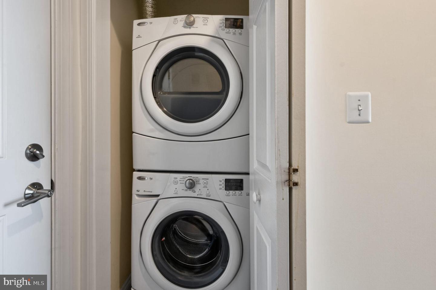 1011 ARLINGTON BLVD #1112, ARLINGTON, Virginia 22209, 1 Bedroom Bedrooms, ,1 BathroomBathrooms,Residential,For sale,1011 ARLINGTON BLVD #1112,VAAR2063394 MLS # VAAR2063394