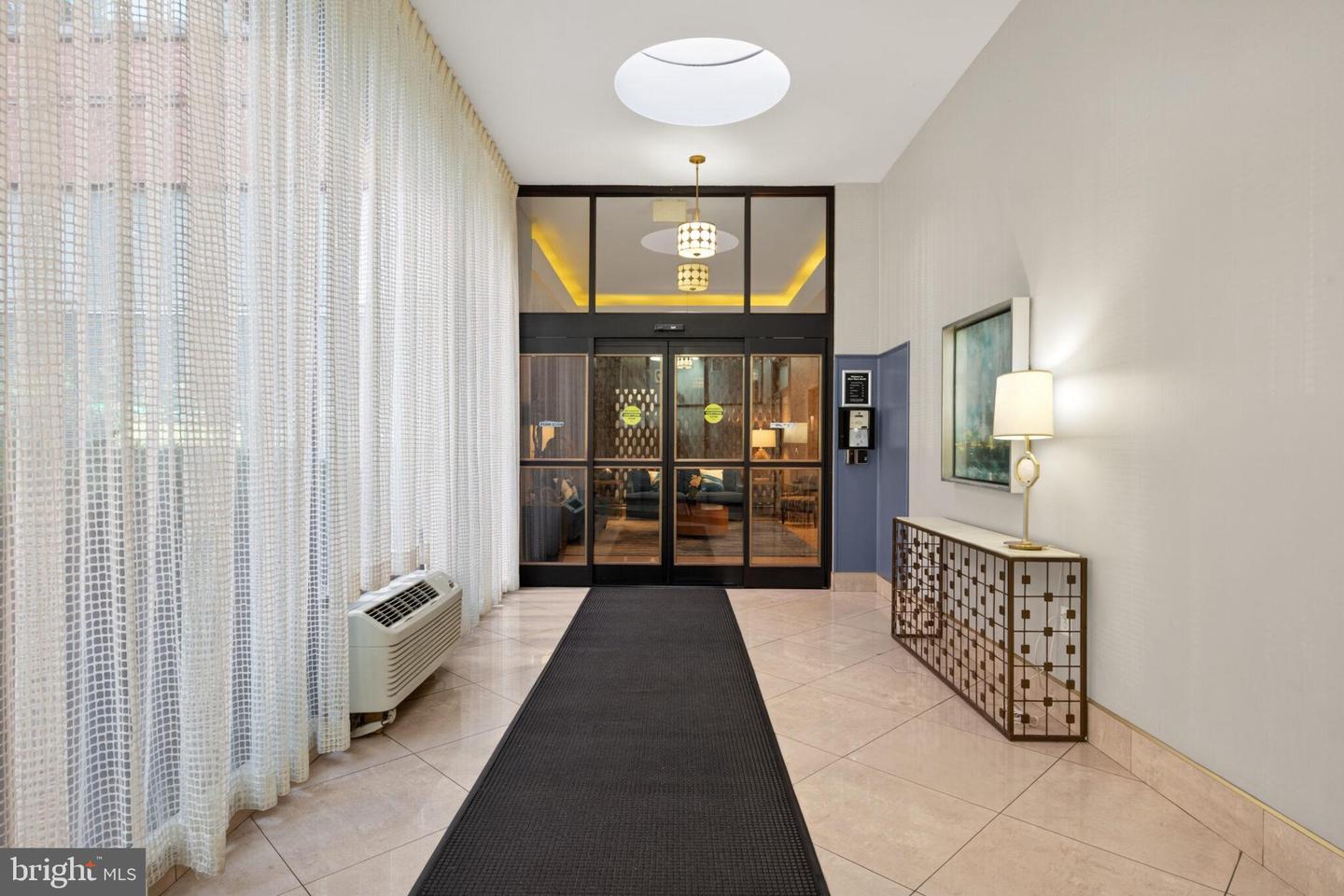 1011 ARLINGTON BLVD #1112, ARLINGTON, Virginia 22209, 1 Bedroom Bedrooms, ,1 BathroomBathrooms,Residential,For sale,1011 ARLINGTON BLVD #1112,VAAR2063394 MLS # VAAR2063394