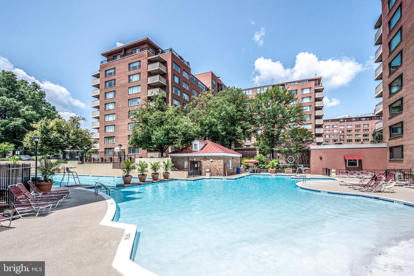 1011 ARLINGTON BLVD #1112, ARLINGTON, Virginia 22209, 1 Bedroom Bedrooms, ,1 BathroomBathrooms,Residential,For sale,1011 ARLINGTON BLVD #1112,VAAR2063394 MLS # VAAR2063394