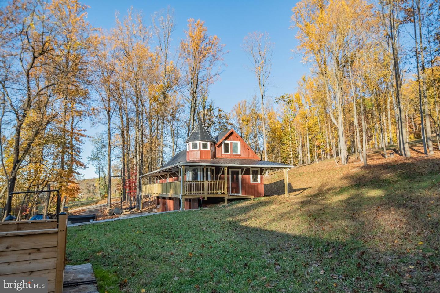 36697 HESKETT LN, HILLSBORO, Virginia 20132, 2 Bedrooms Bedrooms, 7 Rooms Rooms,2 BathroomsBathrooms,Residential,For sale,36697 HESKETT LN,VALO2106466 MLS # VALO2106466