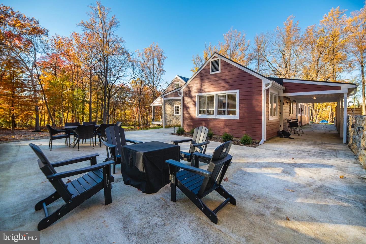 36697 HESKETT LN, HILLSBORO, Virginia 20132, 2 Bedrooms Bedrooms, 7 Rooms Rooms,2 BathroomsBathrooms,Residential,For sale,36697 HESKETT LN,VALO2106466 MLS # VALO2106466