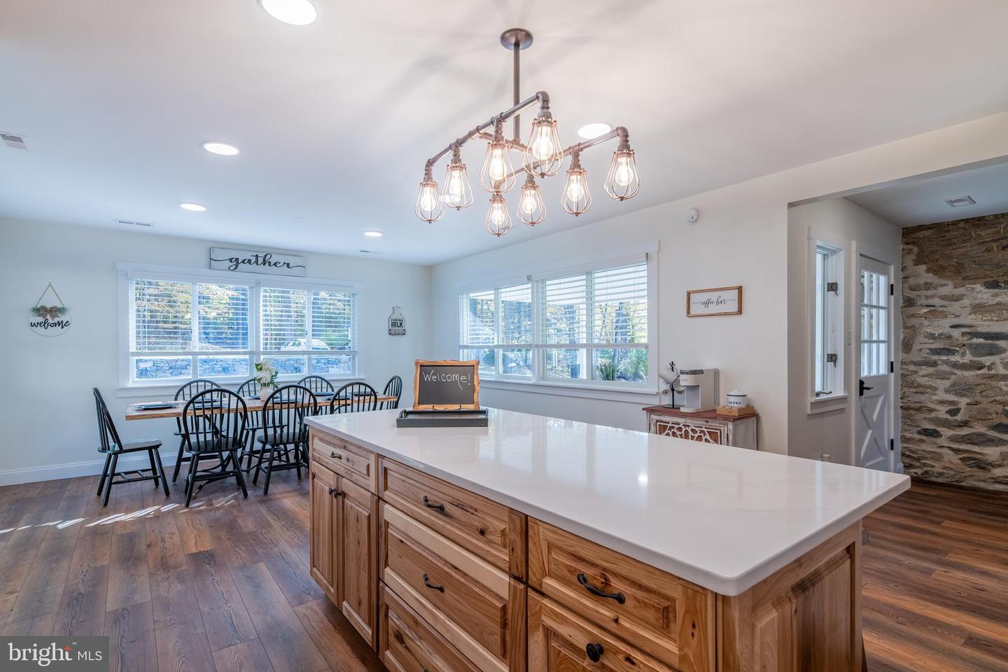 36697 HESKETT LN, HILLSBORO, Virginia 20132, 2 Bedrooms Bedrooms, 7 Rooms Rooms,2 BathroomsBathrooms,Residential,For sale,36697 HESKETT LN,VALO2106466 MLS # VALO2106466