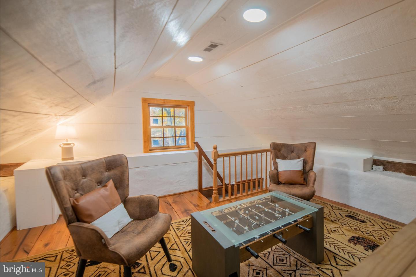 36697 HESKETT LN, HILLSBORO, Virginia 20132, 2 Bedrooms Bedrooms, 7 Rooms Rooms,2 BathroomsBathrooms,Residential,For sale,36697 HESKETT LN,VALO2106466 MLS # VALO2106466