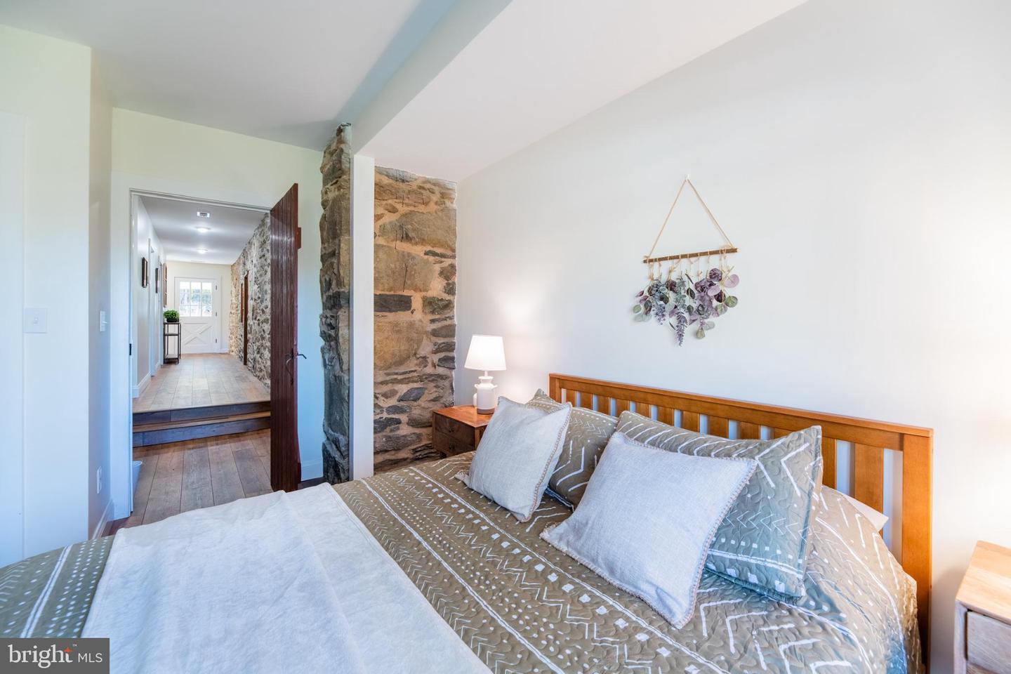 36697 HESKETT LN, HILLSBORO, Virginia 20132, 2 Bedrooms Bedrooms, 7 Rooms Rooms,2 BathroomsBathrooms,Residential,For sale,36697 HESKETT LN,VALO2106466 MLS # VALO2106466