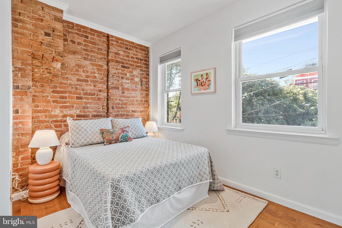 1221 DUNCAN PL NE, WASHINGTON, District Of Columbia 20002, 3 Bedrooms Bedrooms, 6 Rooms Rooms,2 BathroomsBathrooms,Residential,For sale,1221 DUNCAN PL NE,DCDC2204094 MLS # DCDC2204094